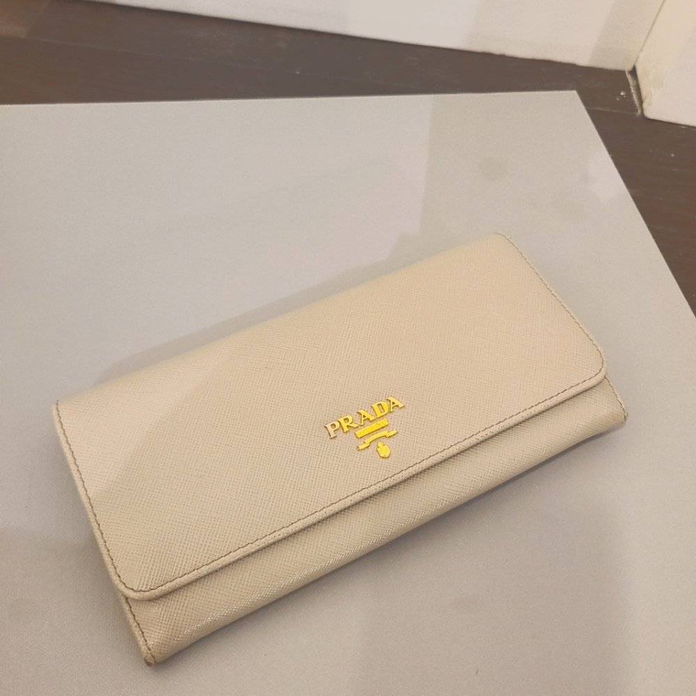Prada wallet authentic with verification card